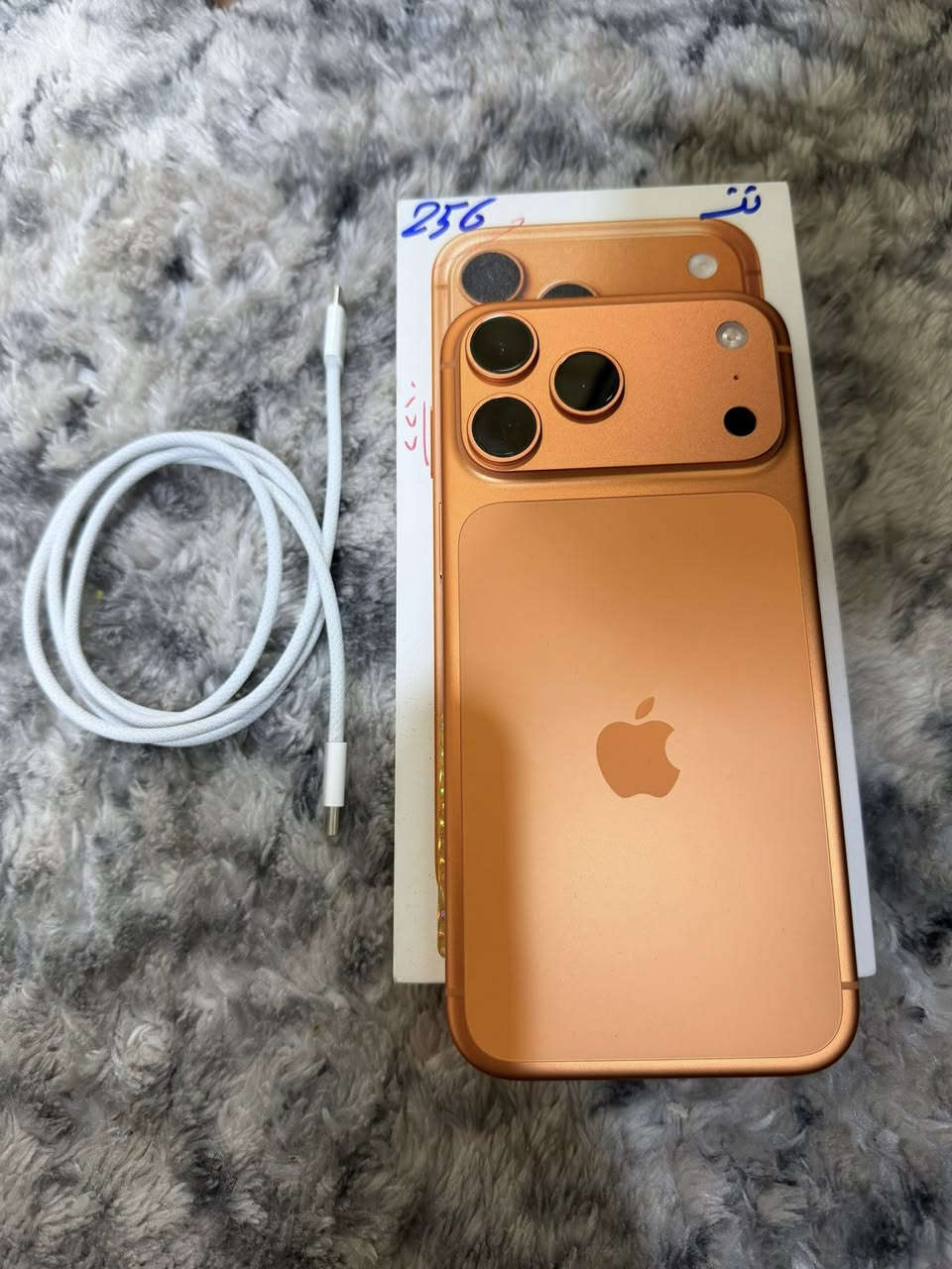 17برو ماكس شريحة ألكترونيه 
الجهاز اخو الجديد مكفول من كلشي 
مشحون ٦٠مرة 
سعره ١٨٠٠قفل
عنواني البصرة التنومه
رقم الهاتف *********** شغال واتساب فقط
