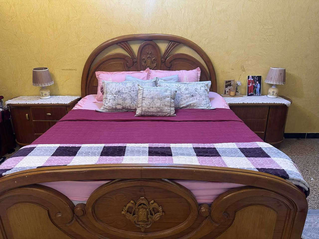 غرفه للبيع بسعر مليون وربع صاج اصلي نجاره وزن ثقيل والعنوان اربع شوارع وباقي التفاصيل خاص


**إذا كنت صاحب هذا الإعلان وتريد حذفه لأي سبب، رجاءا أرسل رسالة إلى الدعم الفني**