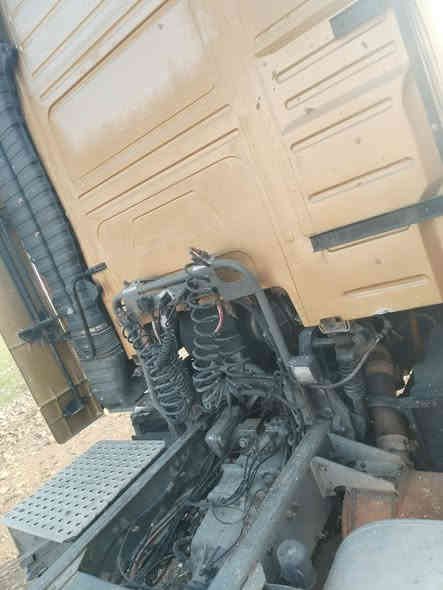 ڤالڤۆ ٢٠٠٢گێرعادی هاڤ رەقەموو سەنەوی تازەیە رەقەم باریکە حەجم420انجکتر بالو کاسیحە تایەی تازەیە
گیرومەکینەو کارەبای بەشەرت لەناو ئیشدایەو جایزە مەسرەفی نیە. پاتری تازەیە ١٤٥گەلاو ماجال 
***********
