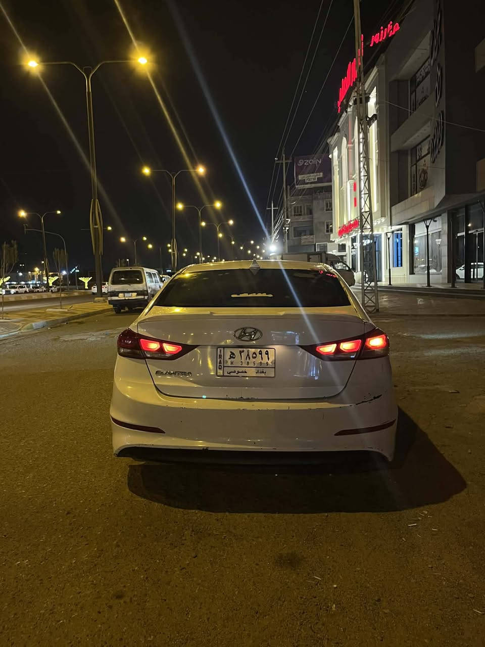 سلام عليكم النترا ٢٠١٧ وارد امريكي مواصفات نص فول معروفه كير محرك حداديه طخم تاير سياره استخدام شخصي ضرر ٣ قطع جاملغ امامي وبنيد مصبوغ وقبق جنطه بدون دواخل سياره البيل واحد رقم بغداد باسمي تبريد ثلج  سعر ١٢٠ مكاني ابوغريب الحصوه رقم للاستفسار  ***********
