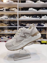 بوتين اسبورت • مقاسات ٣٧-٤١ • توصيل خانقين