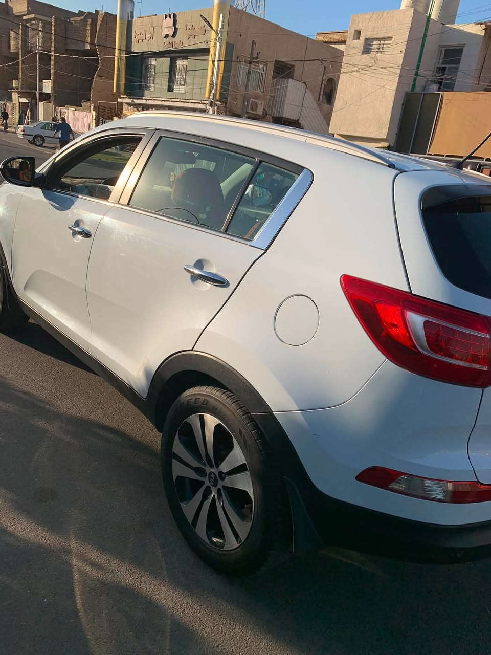 سبورتج ٢٠١٤  خليجي 
مكينه 2000 دوش
نضيفة كشر محرك كير تبريد كله فول الفول 
مابيها نقص تاخذها متصرف عليها للبيع 140 وبيها مجال بسيط 
*********** الرقم واتساب فقط 
*********** الرقم فقط فقط واتساب
