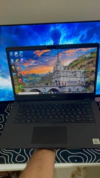 Latitude3410 • كور i5 جيل١٠ • شاشة لمس