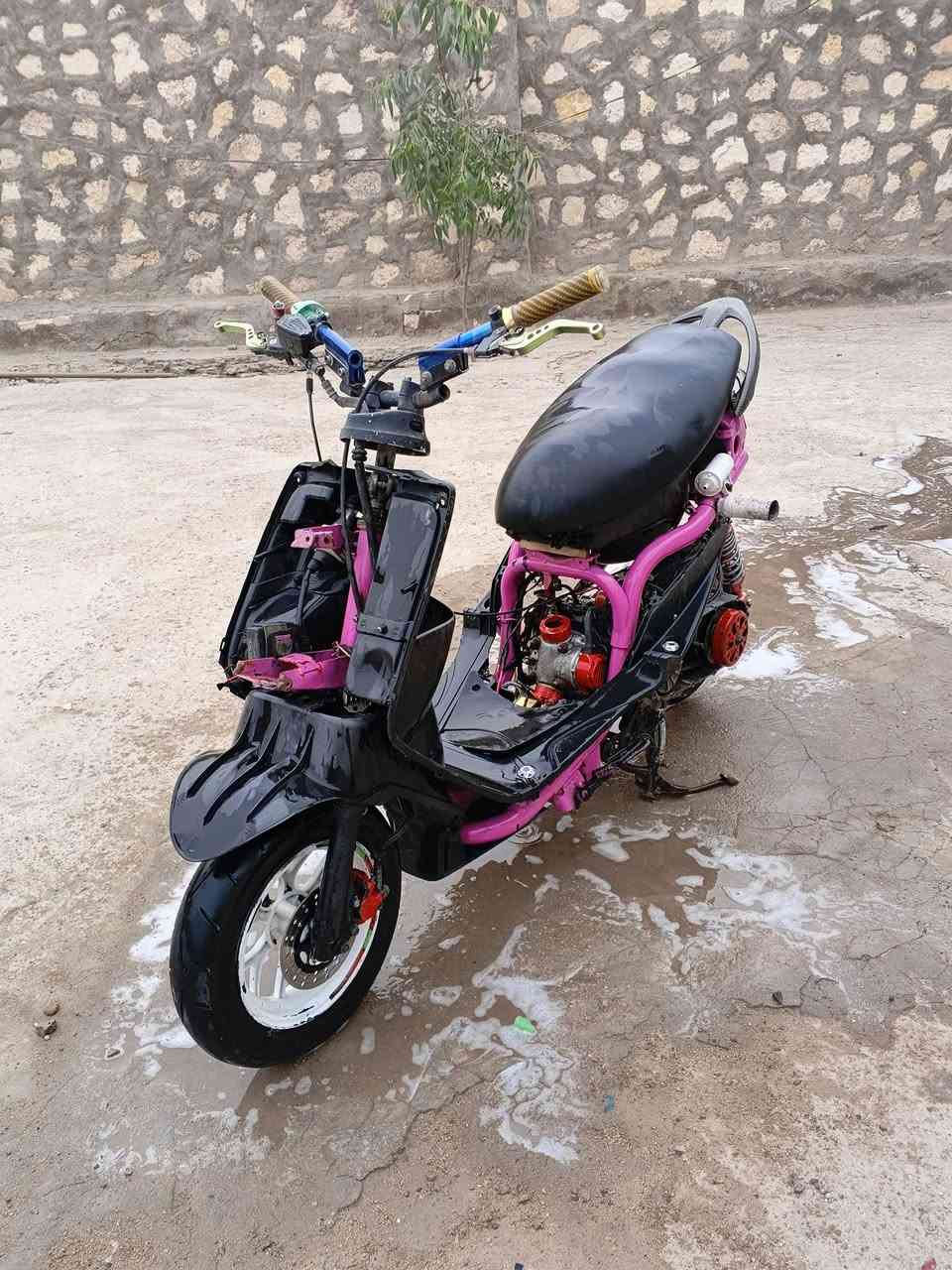 سلام عليكم ماكس عدله مزوده كلجات اصلي رياضي دبل وره اصلي وياله صالنصه ربع ستيرن رياضي مكينه 55 شلعه فوول شاصي مضبوغ صبغ جديد بيه نواعم بعد رقم الهاتف ***********
