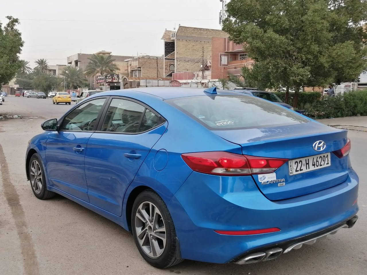 ***********
رايدهة ب 124 ورقة 
النترا 2017 وارد 
جديدة جدا 
 بدون ايرباك سليم
بس بنيد صبغ بدون دواخل
ليبل واحد السيارة بدون تبديل مكفولة
محرك ٢٠٠٠ دوش لوووك مامفتوح
باسمي السيارة تحويل مباشر رقم وسنوية وهزة جديدة
ماشية 120 الف حقيقي
صور الحادث مع المنشور
لد نهاري
ويل كب دعاية
شاشة كبيره،، كاميرا دوارة
تحكم ستيرن جهتين بلوتوث حاكية موبايل
