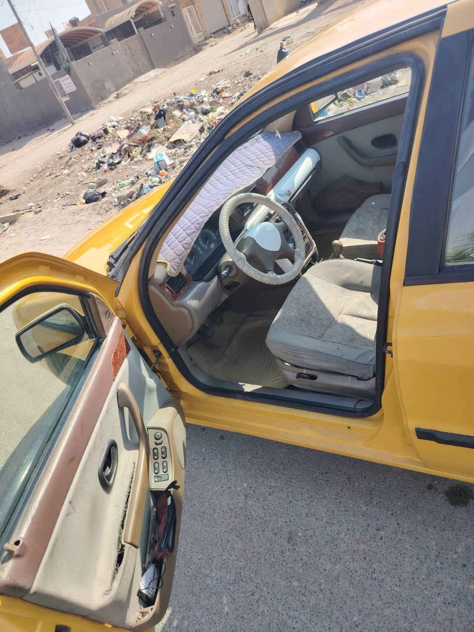 السلام  عليكم سمند للبيع مديل 12جاهزه مكينه وكير بدون ظربه السياره بسمنه سنويه لل30 هيئه وخط وبحث جاهزه وخطها جوال مكاني ناصريه ناحيه اور وهذا رقم راعيهة *********** السعر 35وبيهة مجال
