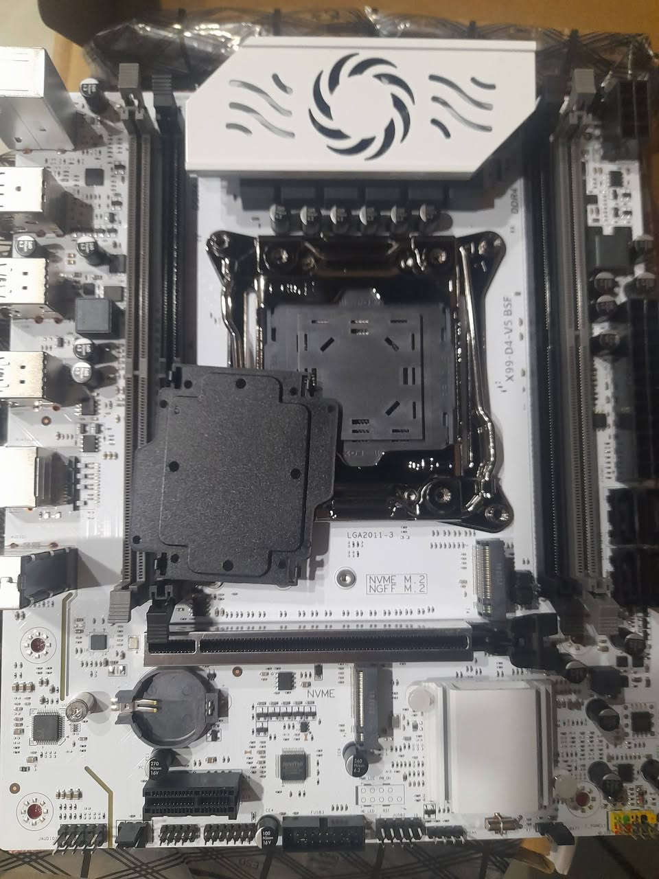 متوفر 
جدي
 غير مستخدم


**إذا كنت صاحب هذا الإعلان وتريد حذفه لأي سبب، رجاءا أرسل رسالة إلى الدعم الفني**