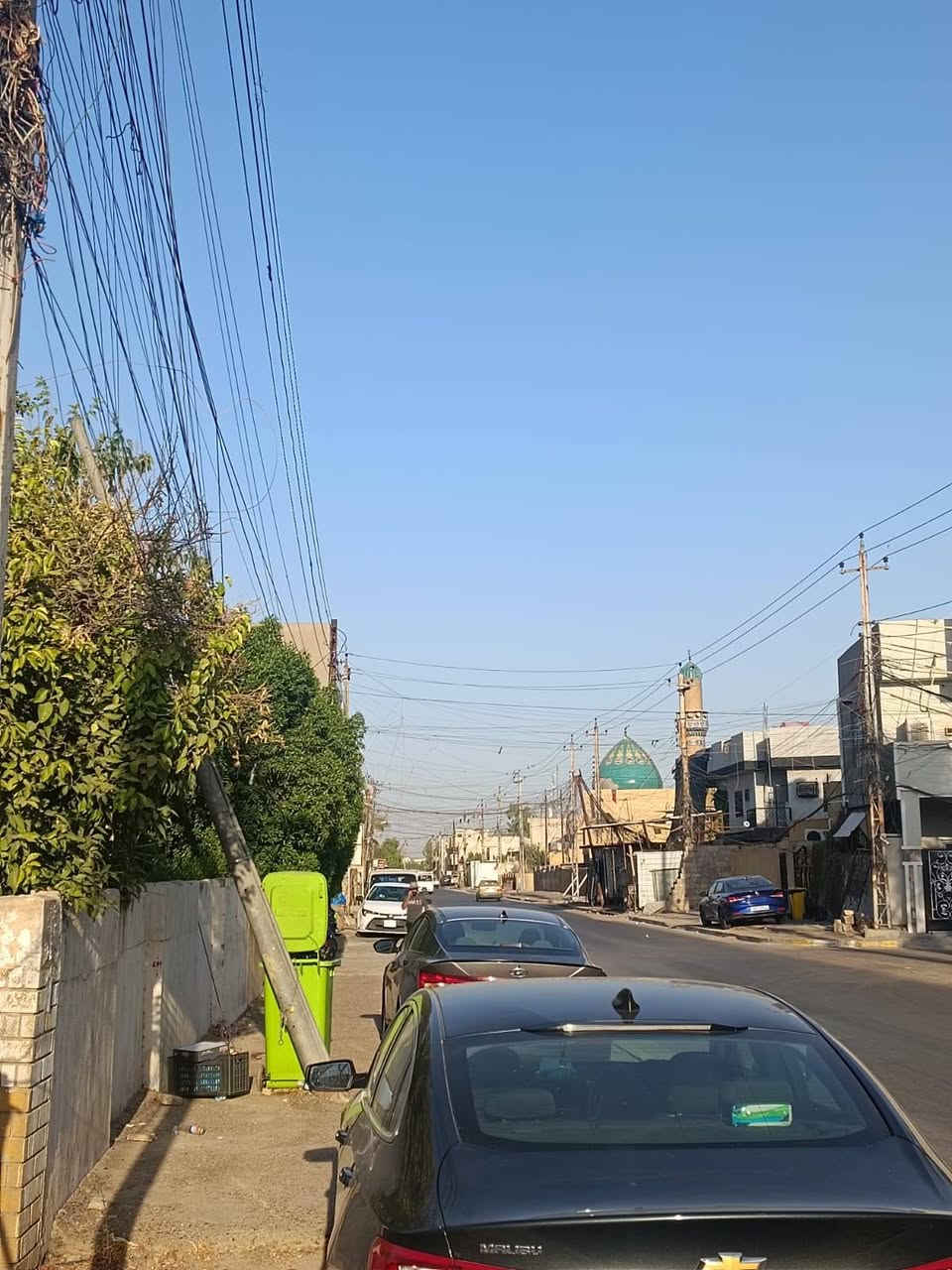 100 متر  للبيع  🔍💵💸
اكتب #تم يجيك السعر
#واجهة 5 نزال 20 
#رصيف 5 م
 #الشارع 12 م
#حي_العامل
 #محلة  803 (( شارع عام نافذ وموقع  ممتاز  ))
المنطقة هادئة وشارع ورصيف عريض 👍
#قرب شارع المطار ✈️ 
#قرب جسر حي العامل ونفق الشرطة🌉
#بداية ٧ نيسان🚦  
 #قرب المواصلات  🚕🚖🚌
#قرب السوق🍅🥒 
#قرب المدارس✏️📝 
#قرب المستوصف 🩺💊🩻 
#شارع حسينية علي بن موسى
 الرضا ((ع))🕌
#ملاحظة : الدار للسكن او للاستثمار 
واذا سكن   يتكون من :
الطابق الارضي:🔲
#كراج  ✅
#وصحيات خارجية ✅
#ومنور على طول البيت  ✅
#وصالة  (( ٧.٥ ×٤ )) ✅
#ومطبخ (( ٤×٤ )) 
وصحيات داخلية ✅
الطابق الاول :🔲
#غرفة نوم واحدة (( ٧.٥×٤ )) ✅
#سطح اولي✅
#سطح بالطابق الثاني ✅
 لذلك يحتاج اضافة بناء  ((خريطته ممتازة تصلح لاضافة بناء )) 👍((#الماء-قوي-بدون-ماطور-والشارع-مايغرك-بالامطار ))
 والدار مسلح بأسمي مباشر التحويل

 للأستفسار:‏‪

2 9 3 8 9 1 2 0 9 7 0

8 3 1 3 2 8 7 0 7 7 0
------------------------------
 بيهم #واتساب

الشراي يجي يشوفه ويشوف موقعه  

🏤 اكتب ((((( #تم  )))))  يجيك السعر عالخاص .... واني بالخدمة وتحياتي للجميع 🌹
