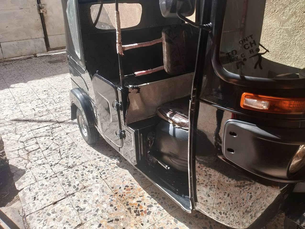 سلام عليكم تكتك موديل 22شهر 12رقم سنويه مرتبه وخير من الله سعر خاص مدينه الصدر بيهه بي شويه ضربه فوك لبك لايت مخلي اشاره عليهه


**إذا كنت صاحب هذا الإعلان وتريد حذفه لأي سبب، رجاءا أرسل رسالة إلى الدعم الفني**