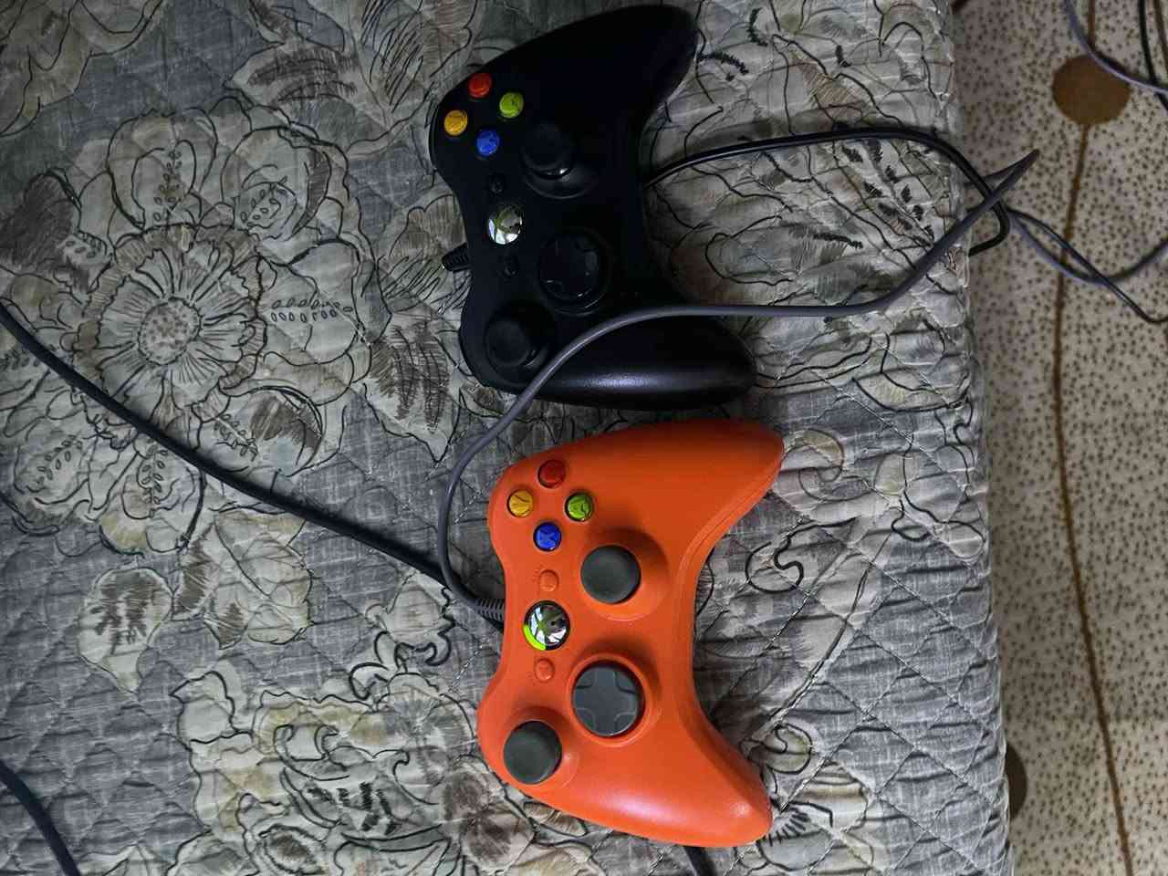 اكس بوكس سوبر مهكر  
وبلازمه حجم 42 السعر كلها ٢٧٥ وبيها مجال


**إذا كنت صاحب هذا الإعلان وتريد حذفه لأي سبب، رجاءا أرسل رسالة إلى الدعم الفني**