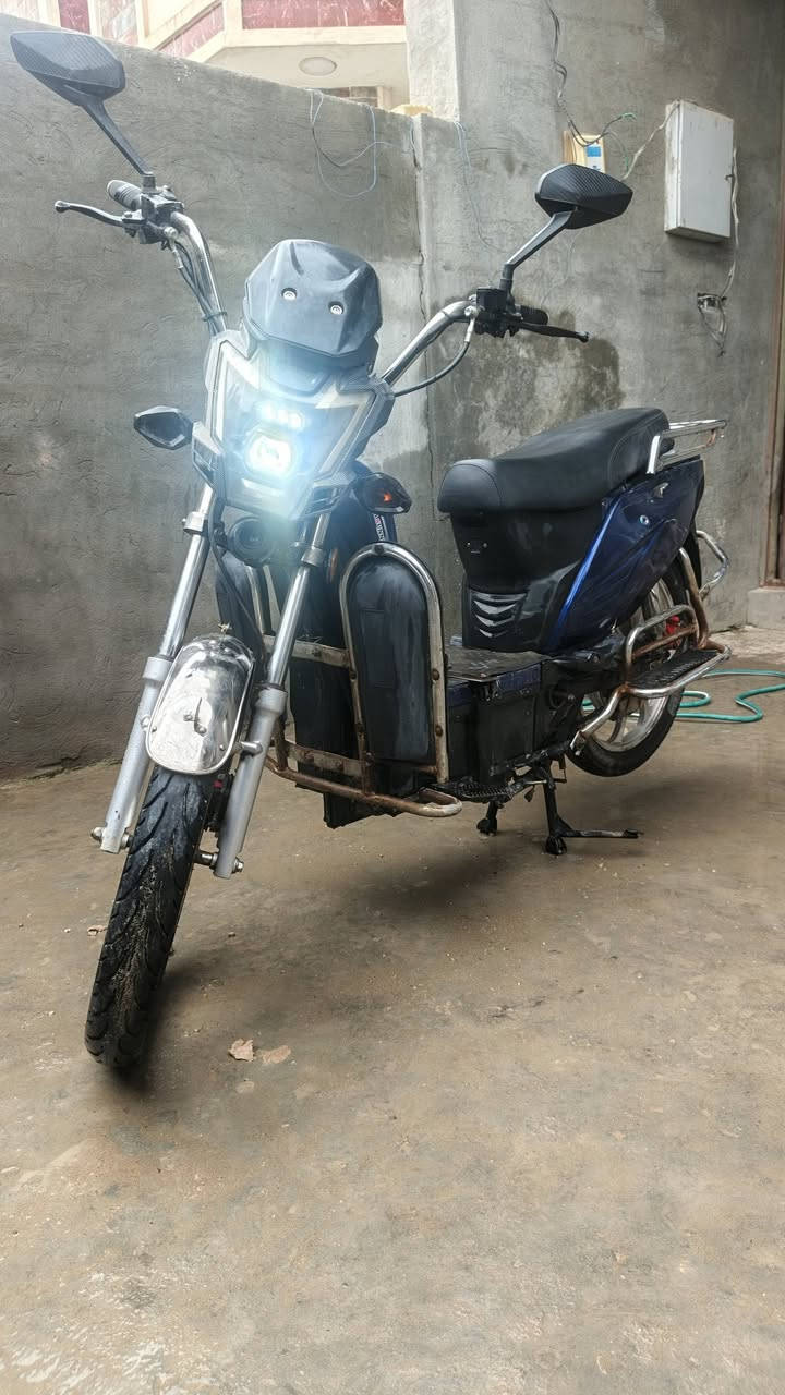 السلام عليكم دراجه هارلي بطاريات فول نضافه كدامك كهربائيات كلها شغاله بصمه تشغيل عن بعد مانع سرقه
الفلوجة حي الشهداء السعر ٣٦٠ ***********
