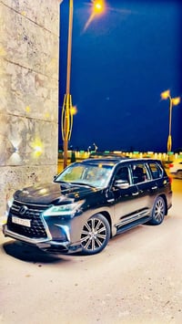 لكزس LX 570 • ٢٠١٨ • ١٢٠ الف