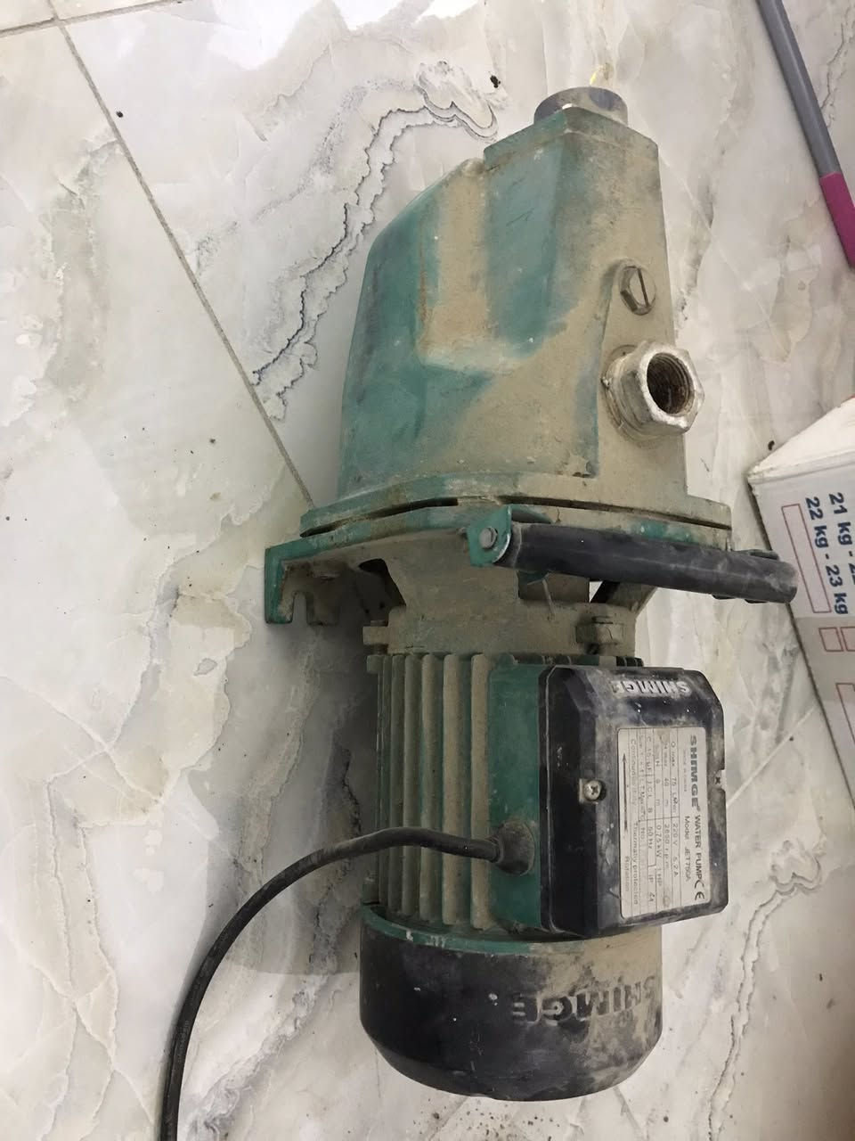 السلام عليكم ماطور ماء ماركة شمجي الاصلي نظيف جدا السعر 100الف للاستفسار ***********
