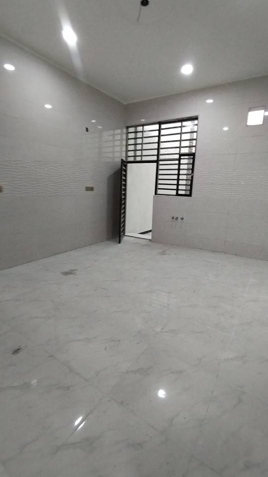 #اسعد_الله_اوقاتكم_بكل_خير⁉️👋🏼

دار سكن للبيع بناء 2025

#المساحه 200 متر 👍 

#جنس_العقار :: طابو ملك صرف زراعي باسم عراقي 

#العنوان :: البصره شط العرب الجزيرة اليوبا الصقر 

#يحتوي البيت على  2 غرف منام كبار
و ديوان
و مطبخ و صاله
و مناور عدد 2
و صحيات داخلي وخارجي  و كراج

#البيت جاهز من كلشي تستلم البيت عنده المكاتبه
كامل من مقطوره و كيزر و ماطور
جيب اثاثك و اكعد
و الف عافيه الي ياخذه

جميع الخدمات متوفره ماء كهرباء ومدارس 
#السعر ((  95 مليون  وبي مجال 
#للاستفسار الاتصال على الهاتف 📳📞
س📳((***********)) ابو حسن الربيعي ☎️📞 شط العرب, البصرة
