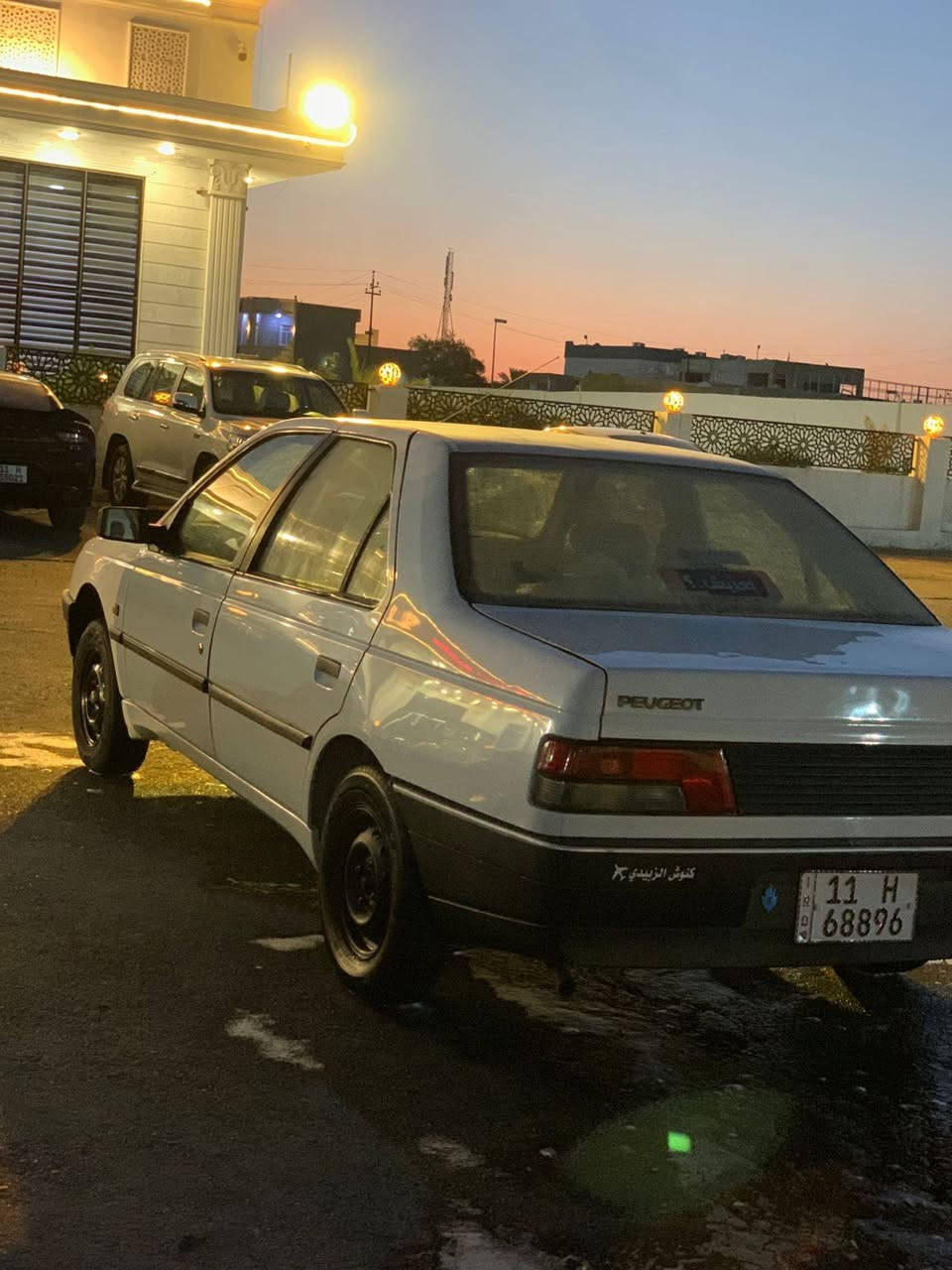 السلام بيجوروى موديل ٩رقم بغداد مكفولة كفالة عامة من الصبغ والبارد ماشية ٩٠الف مانقصهة اي شي والصورتحكم العنوان بغداد الشعب شارع الصحة ***********ابومصطفى
