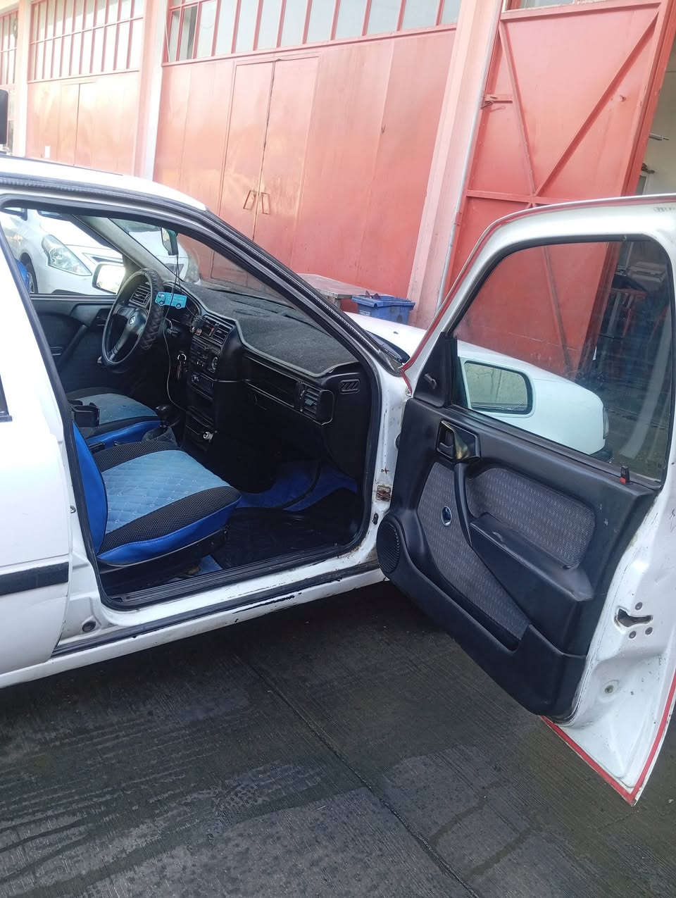 اوبل موديل 90 محرك18صبغ قطعتين سعر 44ومجال عليه غرامه 260 رقم موبايل***********
