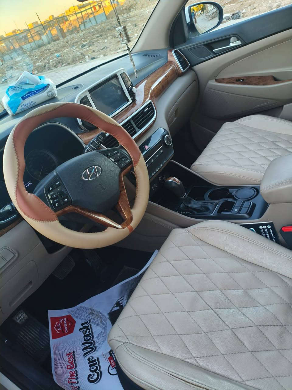 توسان موديل 20 خليجي كوري 
السايد بريك بالقدم.   مكفوله كفاله عامه ماشيه قليل 46 ألف جديد بعنه الكلمه
فول عده البنورامه 
رقم بصره دولي تداور بكل 
 المحافظات مكان السياره ميسان مغربه 
 أي استفسار اتصال 
*********** حجي صباح عمارة, ميسان
