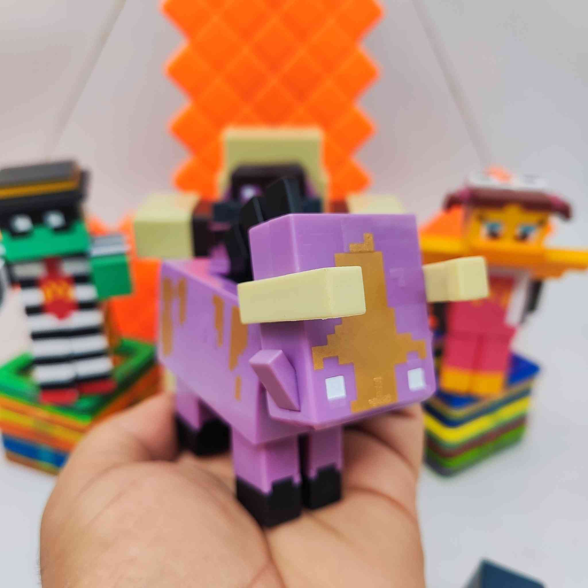 ماين كرافت 😍🥰🤩💯🙏💥🔥💢😁🌹
للحجز والاستفسار يرجى مراسلة الصفحة Umbrella toys أو التواصل مع الرقم ***********
