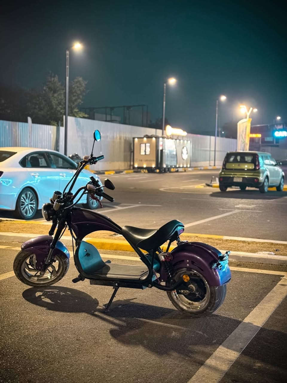 السلام عليكم
عندي هارلي شحن للبيع الدراجه ما بيها اي نقص كلش حلوه و سياقتها بعد احلى طستها على تسارعها شي احلى من شي اي نقص ما بيها اما عن مواصفات الدراجه تجي ملف 1500W كلش مكفي الدراجه وكلش قوي بالنسبه لوزنها و مبي اي نقص من اي ناحيه اما عن البطاريه ف البطاريه العليها ليثيوم ايون 60V-24A و عليها بطاريه ثانيه اني مشتريه 60V-50A يعني الرينج تنطيك 120Km مرتاح و اذا تكبس بعد يقل الرينج كلش راقيه البطاريات وشحنها جداً ممتاز امانه غراضها كلها موجوده بالصدريه و بالفضوه اكثر شي لكيت الها غراض الدراجه حرفياً مناقصها ايشي يرهملها جنط مال هارلي والفراغ الوسطي اذا حابين يرهم بي بطاريات ورجائاً الميعرف بالدراجه ليكسر بسعرها التواصل واتس او ع الخط او على ايشي متوفر بالرقم
***********
