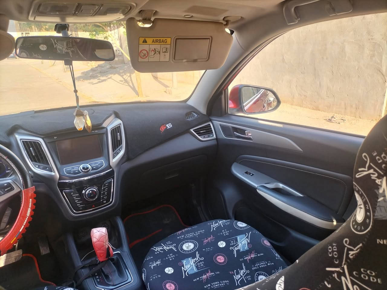 السلام عليكم
شانجان cs35 موديل 20 حره باسمي رقم بغداد لون أحمر فول مواصفات خارج الضمان جاهزه وخير من الله ماشيه أكثر من 11 الف وقابل للزيادة بيها ضرر جوه قبق البانزين ومصلح حالياً بيها شخوط مثل ما موضح بالصور مكانها نجف سعرها 110 مع المجال


**إذا كنت صاحب هذا الإعلان وتريد حذفه لأي سبب، رجاءا أرسل رسالة إلى الدعم الفني**