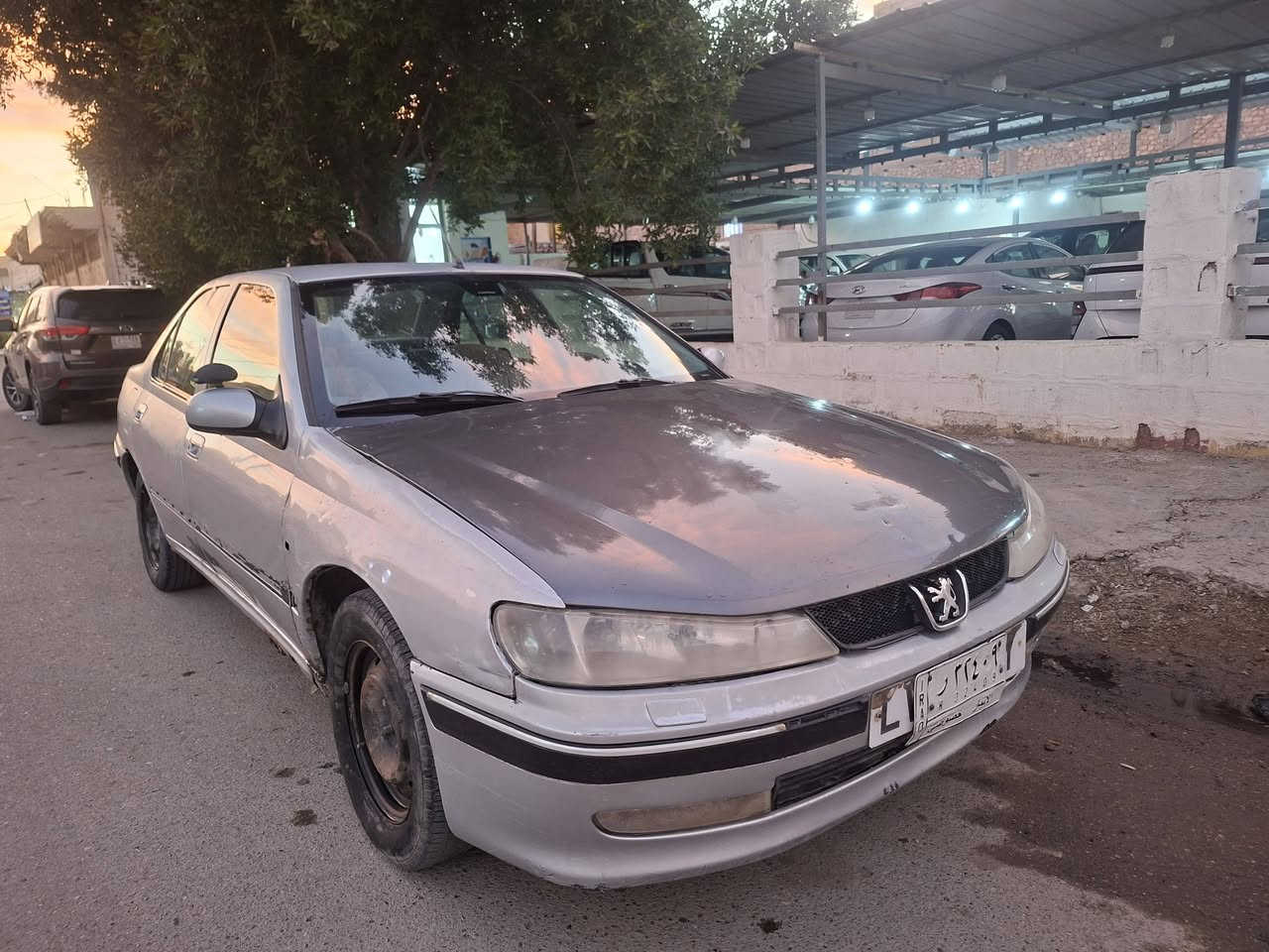 البيع سريع سعر 24 مجال قليل أتصل *********** بيجو 401,,,2001 ,كير عادي محرك حاويه رقم الانبار
