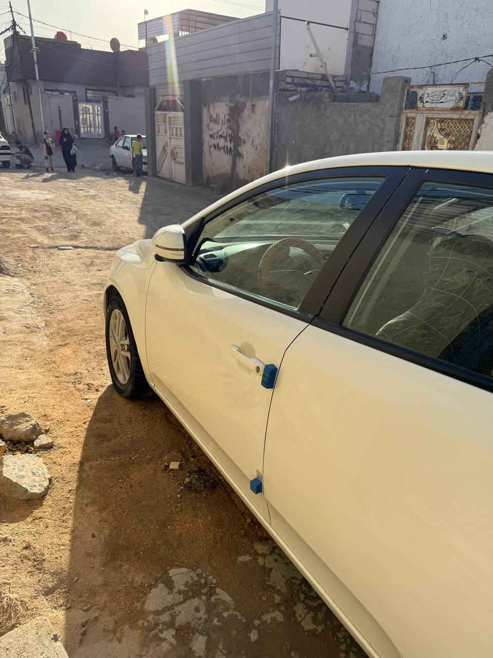 للبيع كيا سيراتو موديل 2012 رقم اربيل سياره مكفوله من الضربة والصبغ والتبديل السعر 105 وبيها مجال قليل مكان النجف للاستفسار اتصل *********** النجف, العراق
