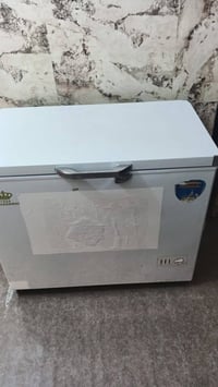 مجمده البيع عشره قدم ابو غريب شهداء سعره ٢٠٠ الف وبيه مجال 07773077033...