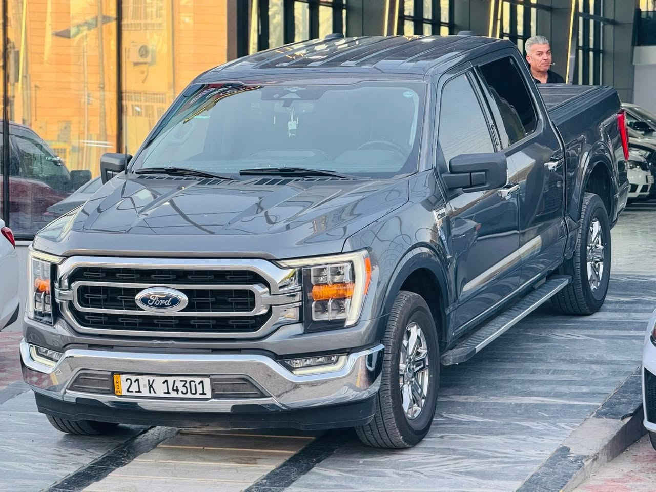 � للبيع Ford F-150 XLT موديل 2023 وارد أمريكي 🇺🇸
✔️ محرك 6 سلندر 2700 توربو قوي واقتصادي
✔️ شاشة كبيرة
✔️ مقاعد جلد
✔️ تشغيل بصمة
✔️ مواصفات XLT المعروفة كاملة

📌 الممشى: 33 ميل فقط
📌 تبديل الصندوق الخلفي
📌 رقم سليمانية باسمي – تحويل ثاني يوم
📌 السيارة نظيفة جداً وحالتها ممتازة

💰 السعر: 32,500 دولار قابل للتفاوض (مجال بالمعقول)

📍 العنوان: ديالى / خانقين
📞 للاستفسار والجادين فقط: ***********

