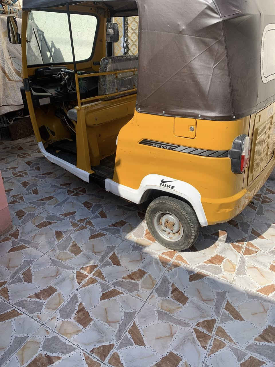 تكتك مديل 2018 شهر  12 رقم وسنويه  حلوه ونضيفه مكينته تجفيت شركه معمر دوس لسعر 4600
وبيه مجال /***********
