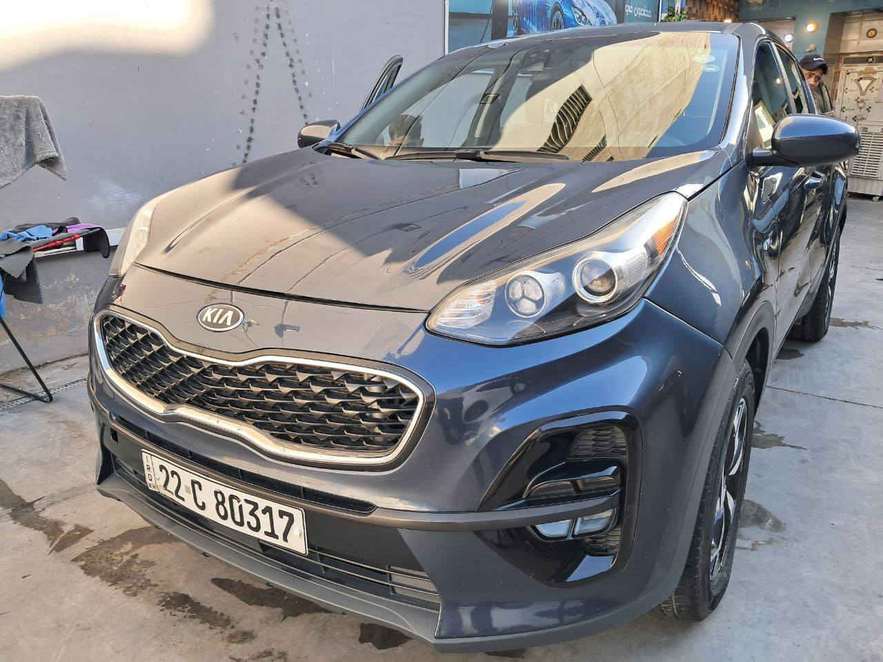 السلام عليكم
سبورتج 2021 
ماشية ٤٠ الف ميل
جاملغ مبدل بلادي فقط صبغ جزء من البنيد سيارة جديدة جدآ والحمدلله
بدون ايرباك
فور ويل
رادار امامي
مانع انزلاق
كشافات
تخم تاير 
وباتري جديد 
تحويل او وكالة سنوية ٢٠٢٨
السعر ١٦٥ بيها مجال
مكاني بغداد ***********
