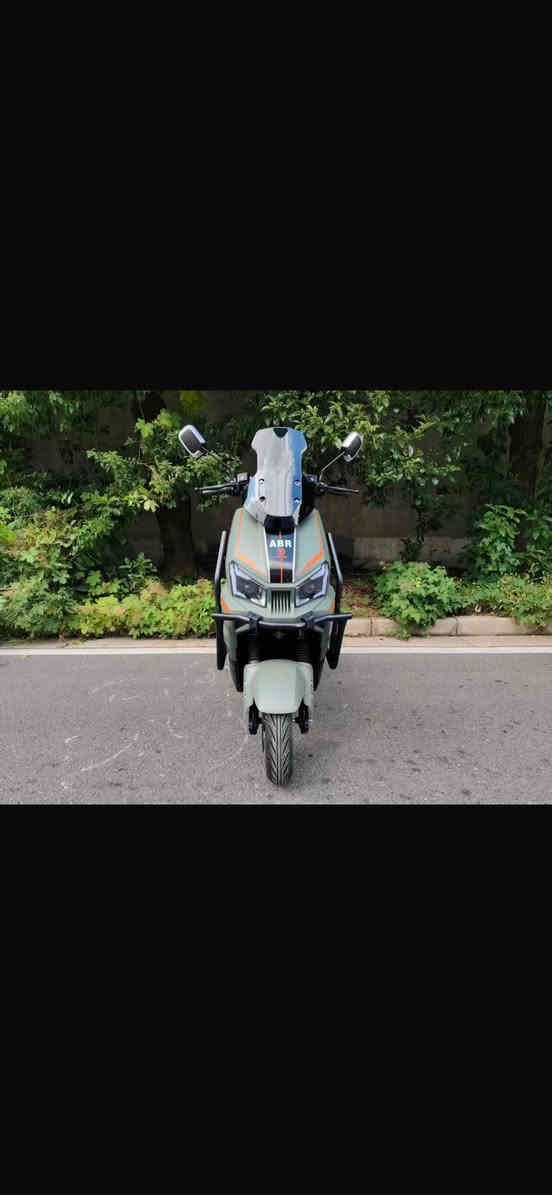 السلام عليكم 
تم وصول دراجه الصاعقه 
6 بطاريه 
حجم الملف 2500
4 سرع 
3 انضمه تشغيل 
السعر 875
العنوان الانبار الدمادي شارع 17 
للاستفسار ***********
