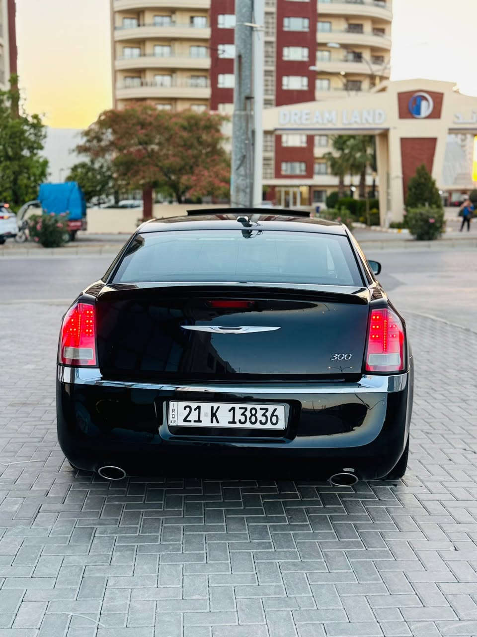 ﷽
‏                                 CHRYSLER 300 2012 LIMITED
كريسلر موديل 2012 ليمتد فول مواصفات پانوراما
لون اسود
--------------------------------------
مكان🌆: سليماني                       سعر💵: 177$
تليفون📲: ***********
--------------------------------------
محريك V6 3.6L سته سلندر
گير و محريك بشرط مامفتوح 
بدون صوت و صرف بدون خلل بشرط فحص
ماشيه 101 الف حقيقي بشرط
--------------------------------------
سيارة  كلين تايتل 
سيارة مكفولة بدون صبوغ
سيارة حيل حيلوة ماشالله
--------------------------------------
مواصفات
{{ بصمة - پانوراما - تشغيل عن بعد - شاشه كبير - گير ماوص - كشنات جلد - كشنات تتفيئة - كشن كهربا - كاميرا - تبريد مركزي - ڤوليؤم - تحديد سورعة - بلاجكتور - زينؤن - بعد }
-------------------------------------
اربع تاير بيلادي  جديد بدون مصروف
سيارة شرط بدون اى نواقص گير و محرك  و حدادي و كاهرباى كل بشرط
سنوية و رقم جديد سنوي بأسمي تحويل غرامة بشرط
--------------------------------------
