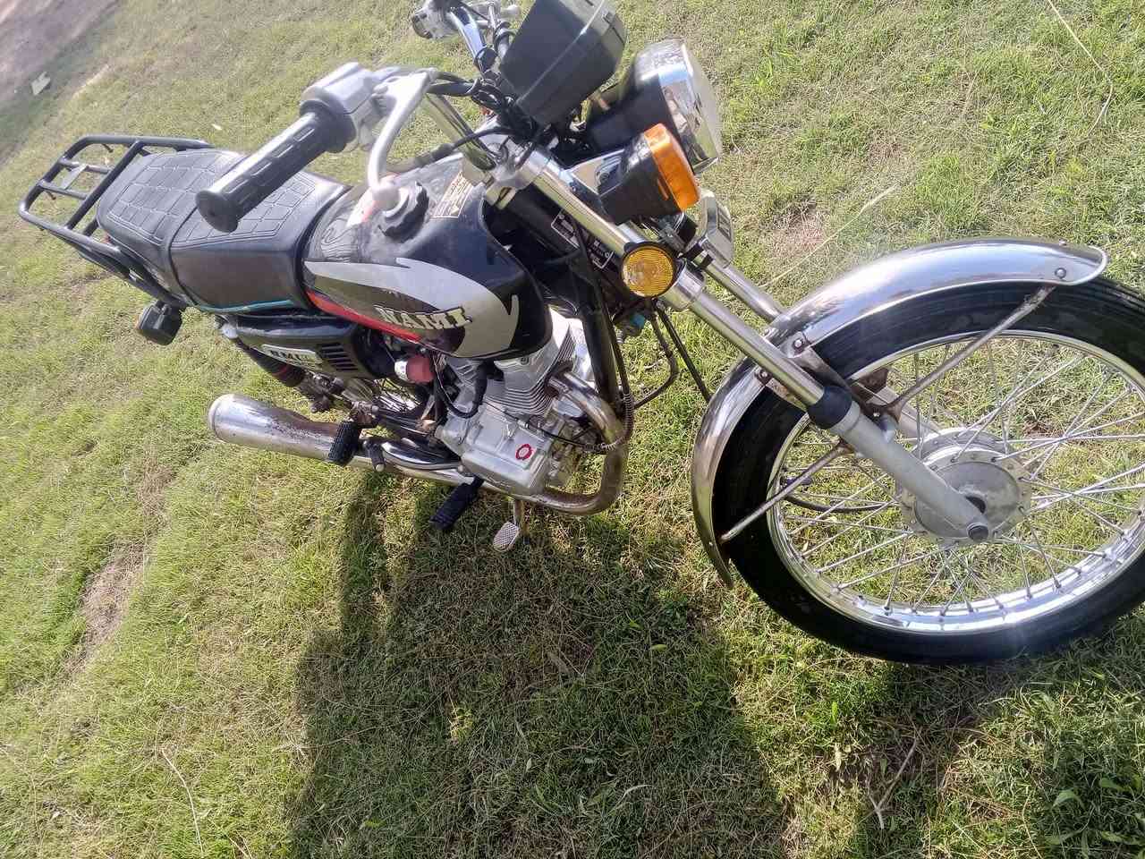 السلام عليكم دراجه اربعه كير نامه امتياز مديل 24 اوراق بس شادله محرك شلامجه دراجه. كامله ماعايزه برقي 
مكانهه حله ورديه 
650 وبيهه مجال


**إذا كنت صاحب هذا الإعلان وتريد حذفه لأي سبب، رجاءا أرسل رسالة إلى الدعم الفني**