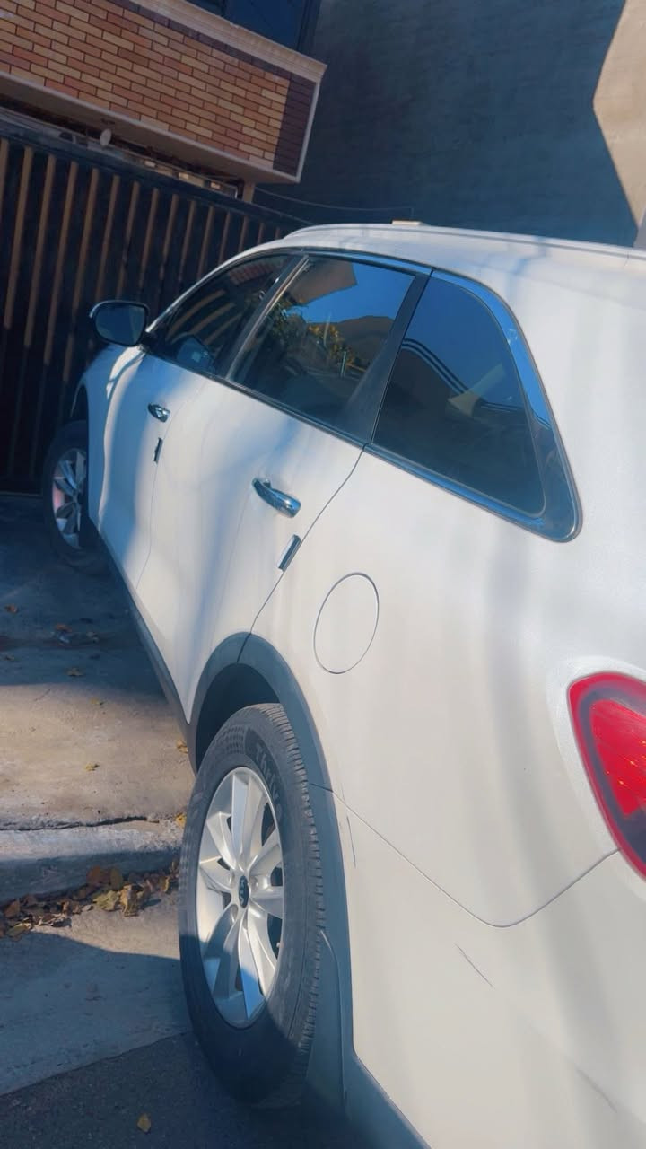 السلام عليكم
سورنتو وارد امريكي 19  للبيع

رقم بغداد

ماشية 50 الف 

رادارات
تدفئة كشنات
اربع وضعيات قيادة 
كشنات كهرباء
تحديد سرعة
7 راكب
حادثها مثل مموضح بالصورة


**إذا كنت صاحب هذا الإعلان وتريد حذفه لأي سبب، رجاءا أرسل رسالة إلى الدعم الفني**