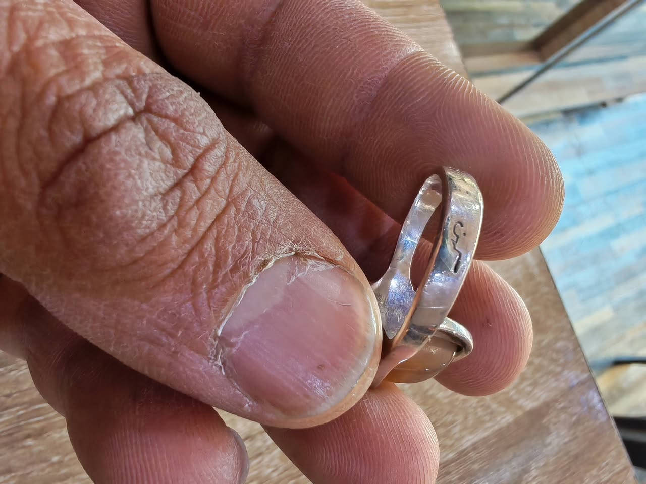 خواتم شبابية للبيع
عقيق يماني منقوش (يا علي بن موسى الرضا) عليه السلام
فيروز نيشابوري تفاحي صياغة عراقية 
مع خاتم سيف أمير المؤمنين عليه السلام
*********** بغداد مدينة الصدر
