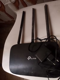 راوتر البيع كلشي مابي نوعيه زينه التواصل ع الخاص او الرقم 07885119310