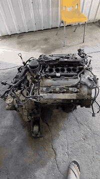 گير سيدونا للبيع 3300 شرط 
ومحرك 3800 مع التفرعات وحتى الضفيره والثلاجه والجويتر 
بيه بس ولفات ورواجز سعرهن مناسب مكاني الرميثه 
***********
