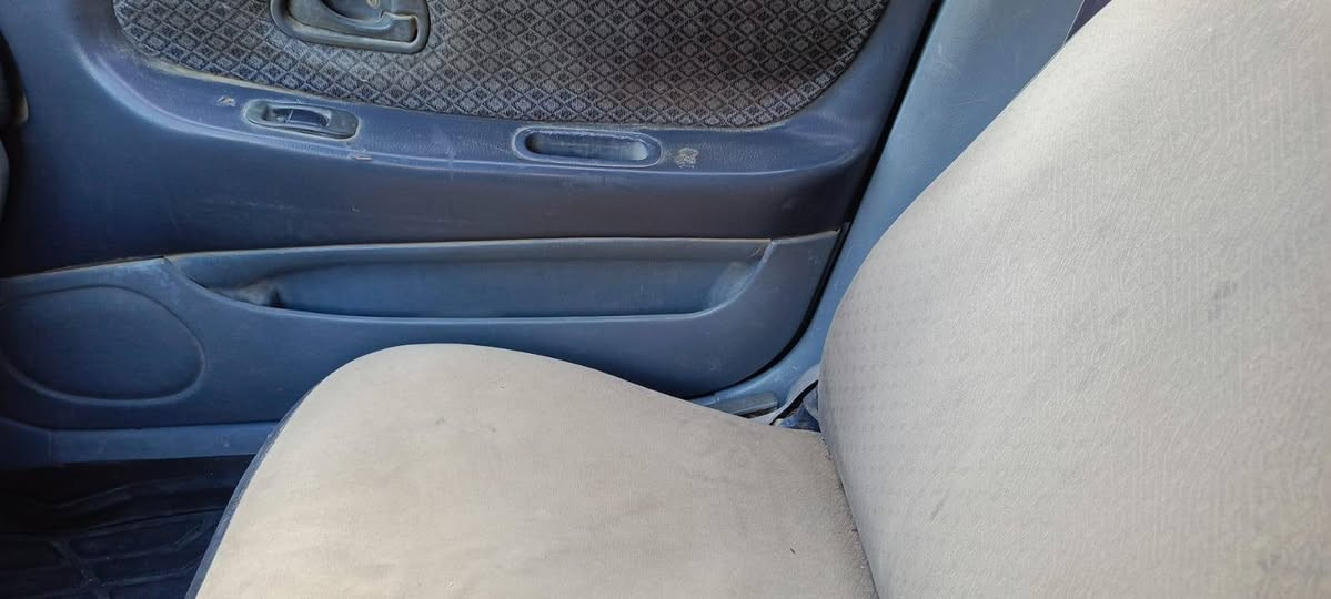 بروتون 2004 رقم الماني سنويه عظم عاج تكعد يم صاحبه الشرعي يعني تحويل كير ومكينه بحاله جيده 
السعر30وبيهة مجال
***********
