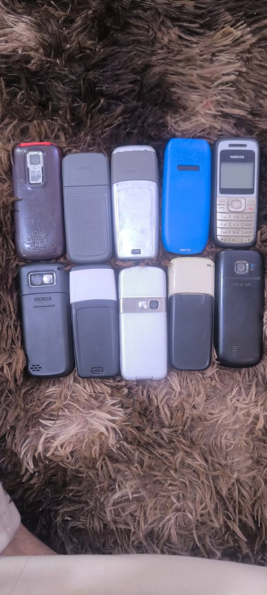 اجهزه نوكيا اصليه باب اول كلها شغاله ع اخر حبه ابيع مفرد وبيع شلعه الاسعار بلخاص


**إذا كنت صاحب هذا الإعلان وتريد حذفه لأي سبب، رجاءا أرسل رسالة إلى الدعم الفني**