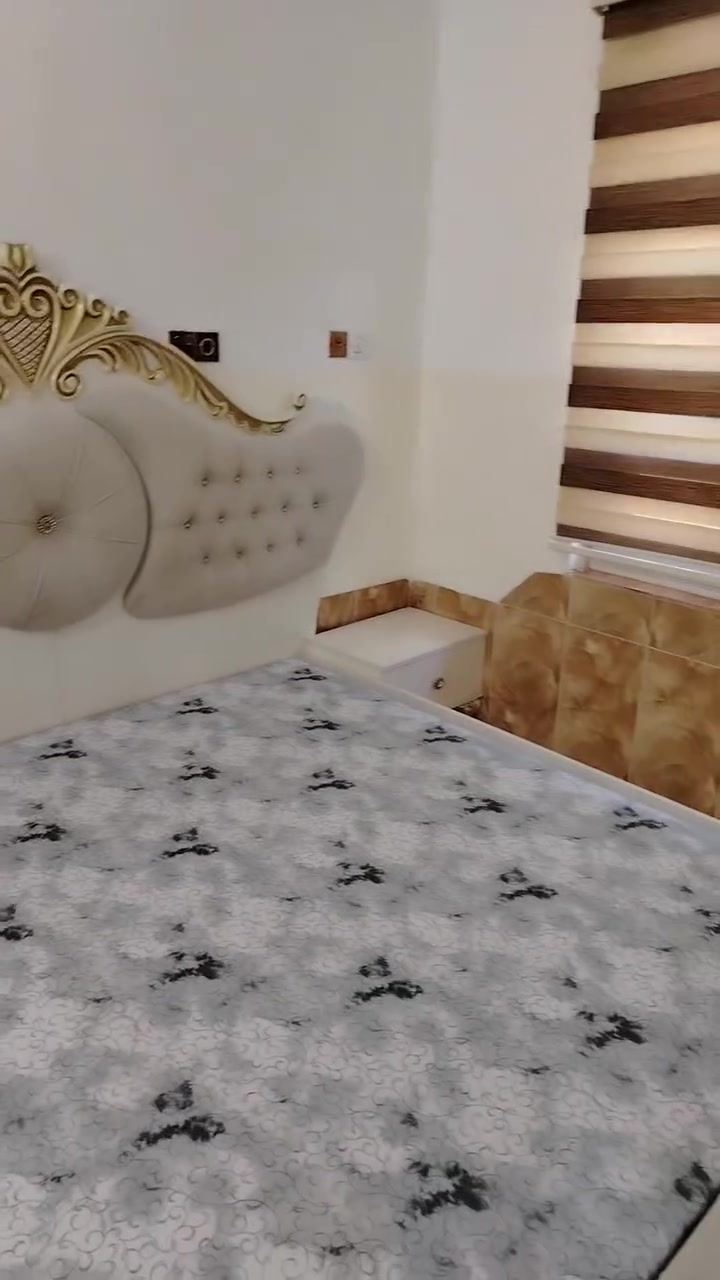 السلام عليكم ورحمة الله وبركاته من رخصة الادمن متاح مستعجل غرفة نوم مستعمله نظيفه بسعر مناسب للاتصال ***********
*********** وبيهن واتساب
