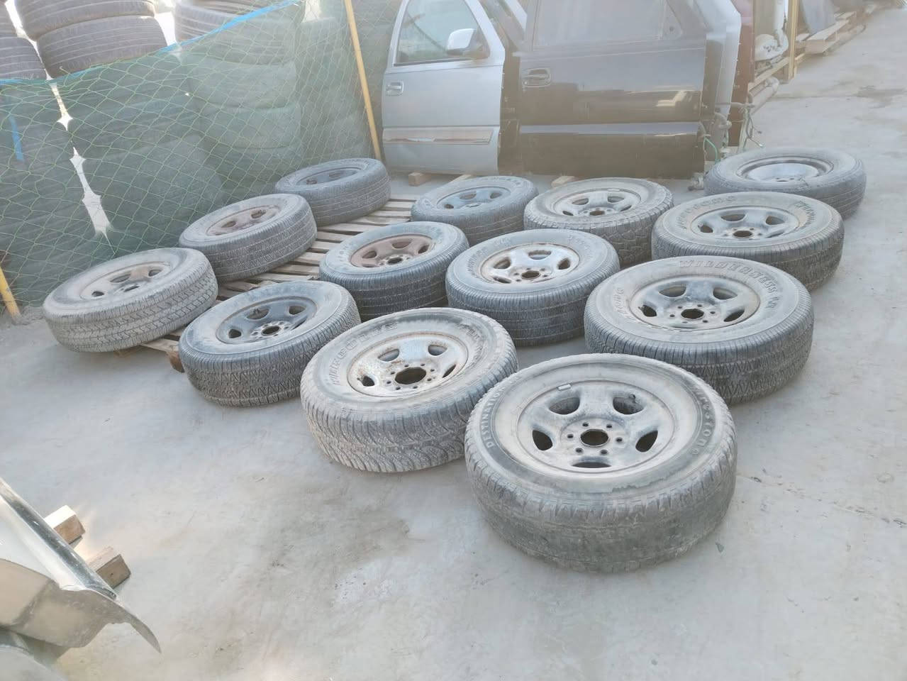 السلام عليكم اسبيرات تاهو للبيع السعر الزوج 70وبيهن مجال الرقم ***********
