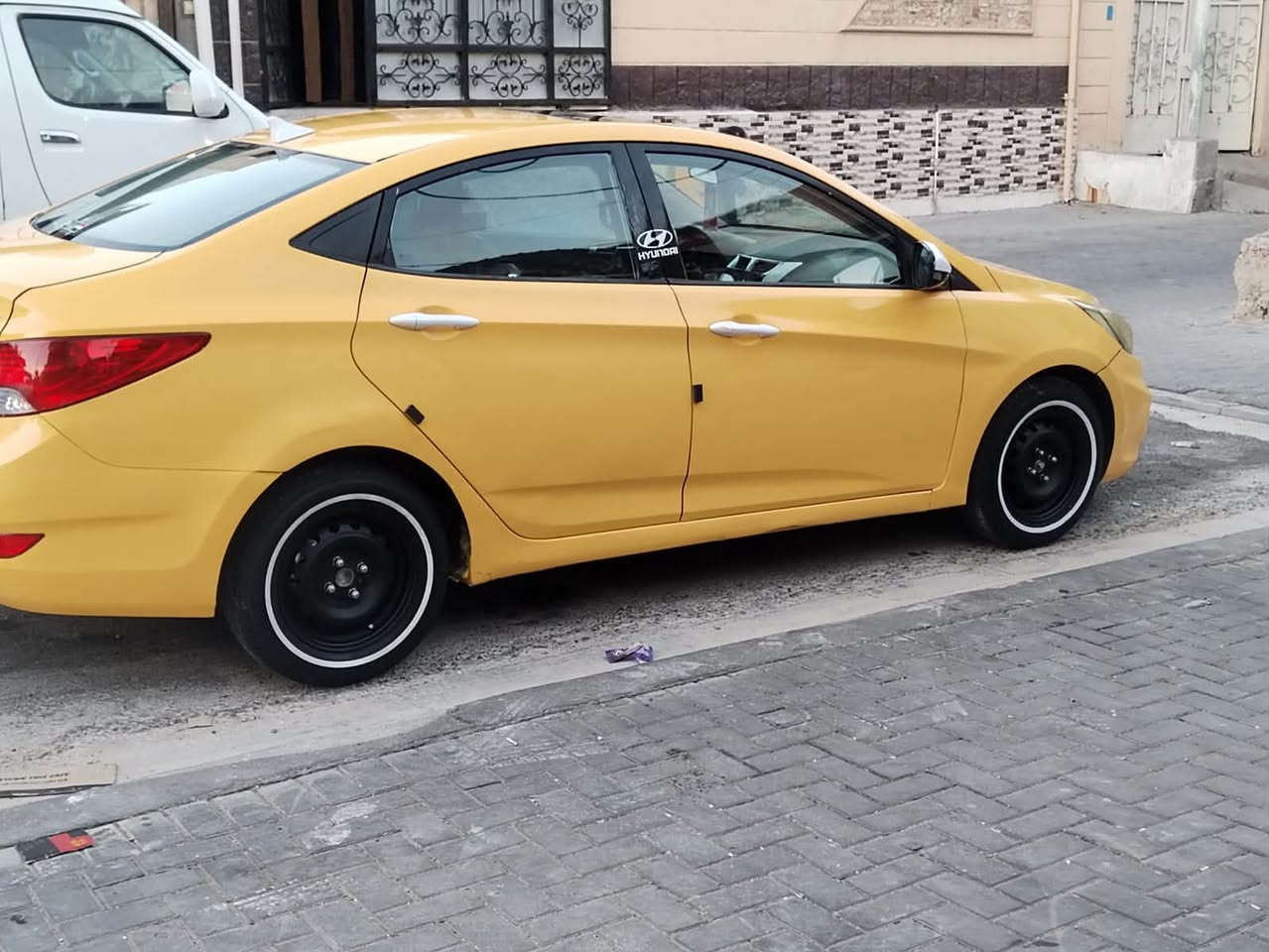 اكسنت ٢٠١٢ فول مواصفات السياره كفاله عامه ضربه تبديل صبغ تغير لون جاهزه من كلشي مكينه ١٦٠٠ مكفوله كير حداده تبريد تخم تاير هياه مصفره رقم بصره السعر ٧٠ سنويه نافذه ٢٢ للاستفسار ***********
