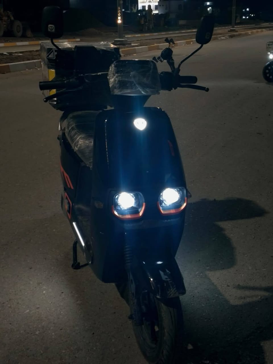 السلام عليكم للبيع درجة شحن من نوع ريان ام العيون لمعرفة السعر و بالتفاصيل و للاستفسار الاتصال على الرقم التالية  ***********
