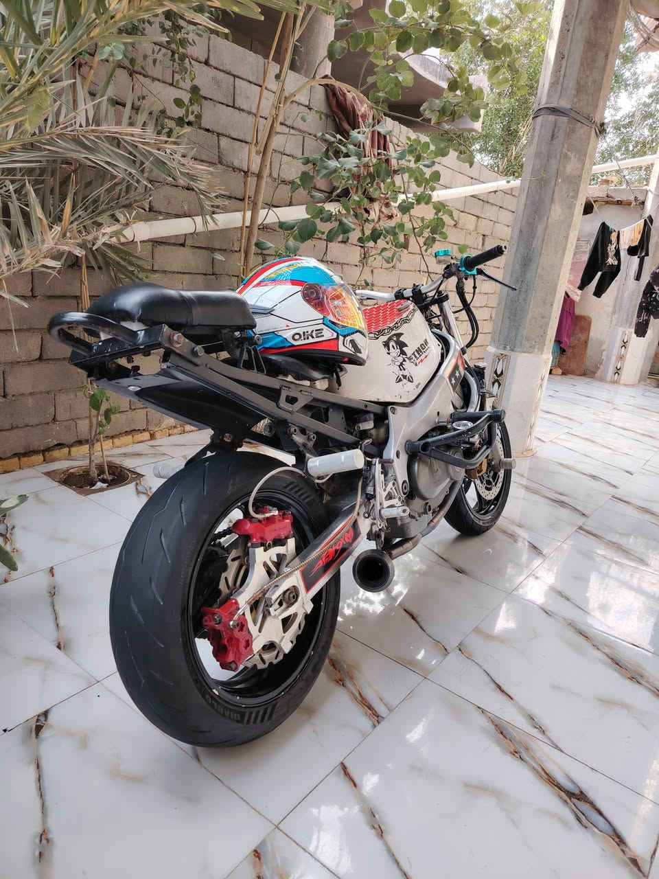 سلام عليكم افوراي 600 اوراق كمرك مدفوع مكينه بلاديه مكفوله جيب وياك فيتر وفعص براحتك السعر 22 بيهه مجال بيهه ملاحضات بسيطه مكاني البصره المدينه لاستفسار اكثر رقمي ***********
