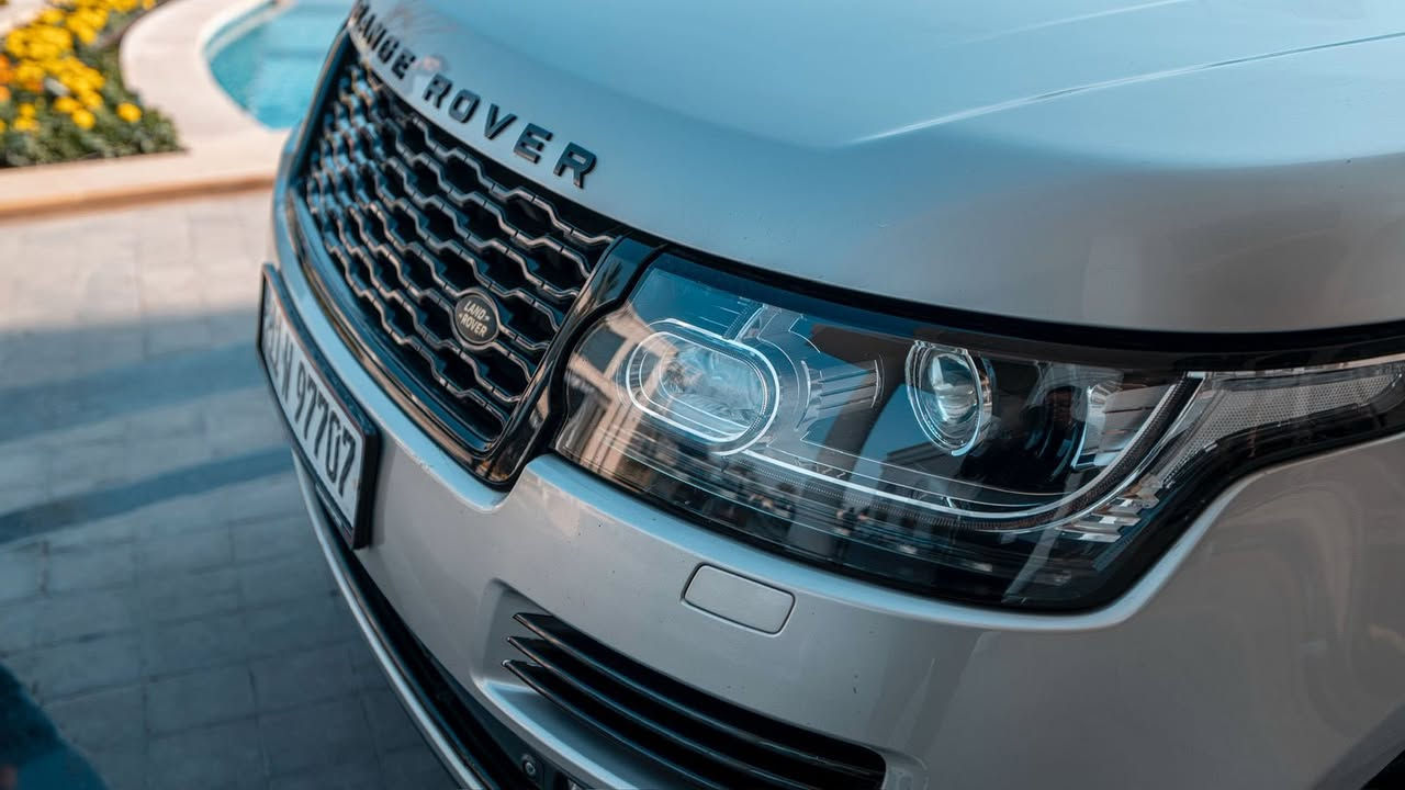 رانج روفر فوك VIP فول فول مواصفات (( اوتو بيكرفك ))
محرك V8 المرغوب بدون سوبر
لون مميز شباني
للبيع او المراوس حسب القناعه
فول مواصفات اوتو بيكرفك
دوسات كهرباء
جكات 3 وضعيات
رادار جانبي بل مرايات
بانوراما كنتاره قماره شامواه
الكيجات الكتورنيه
كامرات 360 درجه عدد 5
بصمات ابواب وتشغيل
جميع الابواب شفط
كشنات كهرباء
شاشات عدد 3
نضام صوت ميرديان (خرافي) 29 سماعه مساج تدفأه + تبريد امامي خلفي
ثلاجه
استيرن كهرباء + تدفأه
نقطه عمياء رادار حساسات امامي خلفي جانبي
صندوك كهراء ابواب
ترحيب اناره+ مرايات شفط + خزن
5 وضعيات قياده لضروف الطرق
نضام (GPS) فول اوبشن خارطه العراق مفعله
المواصفات كثيرة جداً ميحتاج اكتب الباقيات معروفه مواصفات الرانج الاوتو بيكرفك

السعر  28000$ التصال ***********
