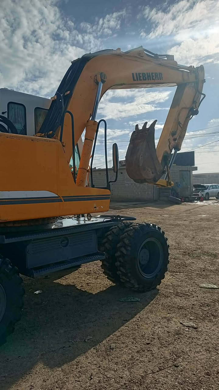 ليبهير موديل 99 رقم أربيل تحويل مباشر مضخات بدون فتح لوك بدون ركائز ***********  ***********
