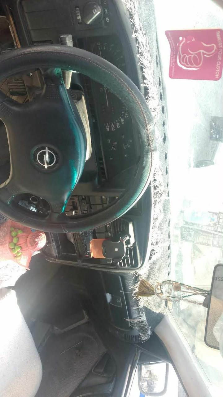 ئوپڵ ئومیگا سەیارەکە مەزبوتە ماڵی دۆستە گیڕ عادیە گیڕ و مەکینە و ئەکس و شانسی بە شەرت ماڵی مەدەنی بە شەرت سەیارەکە تا بڵی بی عەیبە لە سلیمانیە هەر کەس حەزی لیبوو چاتم بۆ بکات ماڵی فەقیرە سعری ١٢ گەڵایە زوو خۆتان بگەینن بەلاشە کامل جایزە السليمانية, العراق


**إذا كنت صاحب هذا الإعلان وتريد حذفه لأي سبب، رجاءا أرسل رسالة إلى الدعم الفني**