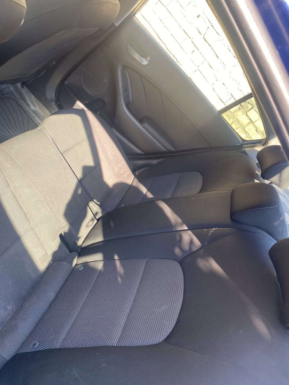 كيا فورتي 2017 وارد امريكي حادث موضح بلمنشور وبيه مكانات صبغ كير مكينه تبريد خير من الله  كير ايتي مكينه 2000 دوش مرغوب رقم ابيل باسمي تحويل مباشر السعر 93 بيه مجال بسيط رقم الهاتف 
***********
