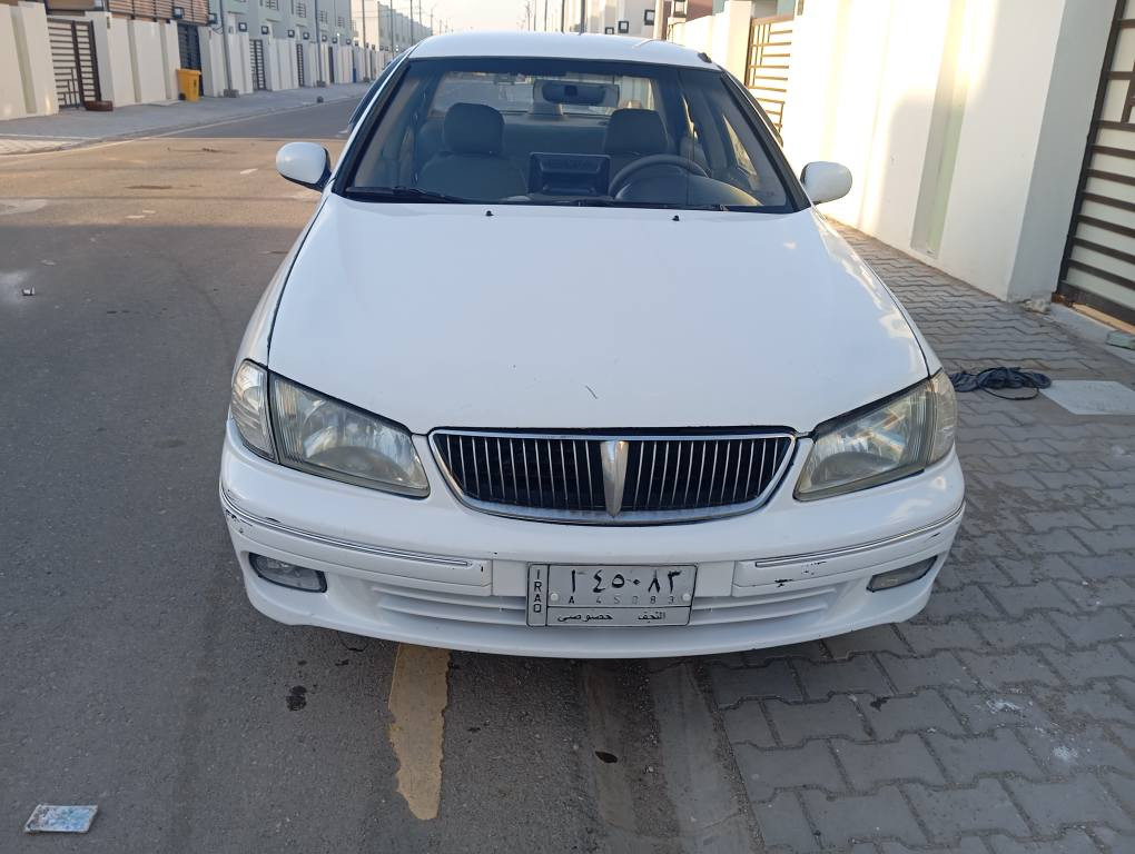 نيسان صني 2001 يسرا بلاد تبريد ثلج كير محرك حداديه تخم تاير كله تمام مكفوله من الحادث مصبوغه عام رقم اللماني نجف مكان السياره نجف السعر 68 للشراي الاتصال *********** النجف, العراق
