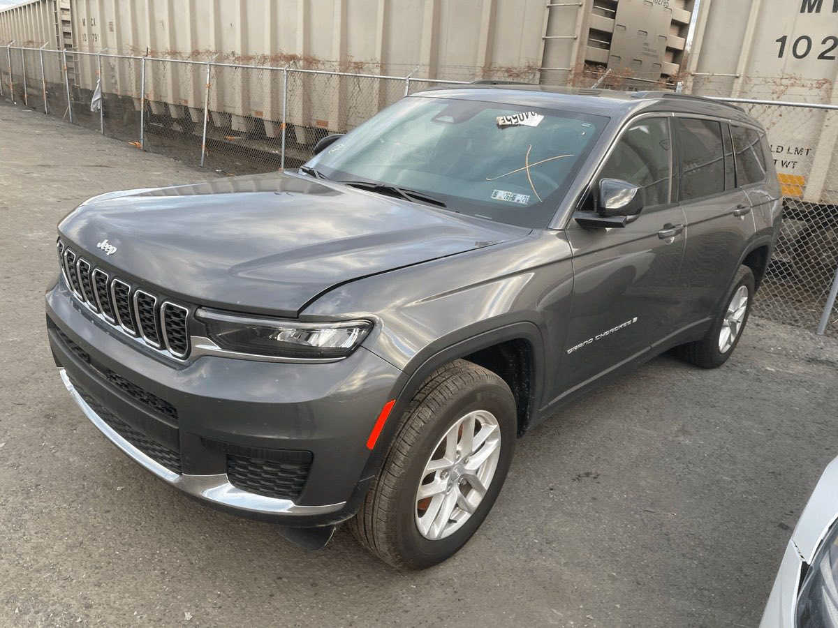 السلام عليكم
جيب كراند شيروكي 2025 
مواصفات لاريدو 
واصل ميناء مقصر 
كتاب شهداء بصره 
السعر 265 
للاستفسار 
***********
***********
